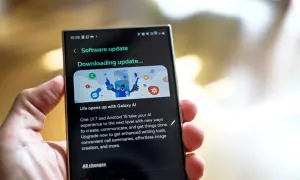 Aktualizacja oprogramowania: pobieranie One UI 7 z Galaxy AI. Nowe funkcje ułatwią tworzenie i komunikację.