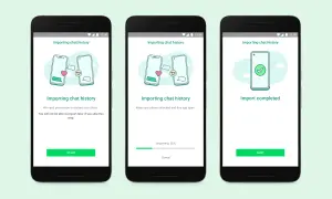 Jak przenieść WhatsApp na nowy telefon? Ekran importu historii czatów, postęp 30%, a na końcu potwierdzenie zakończenia.