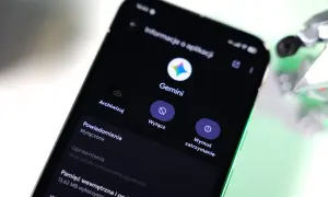 Ekran telefonu z opcją "Wyłącz" dla aplikacji Gemini. Widoczne też "Archiwizuj" i "Wymuś zatrzymanie".