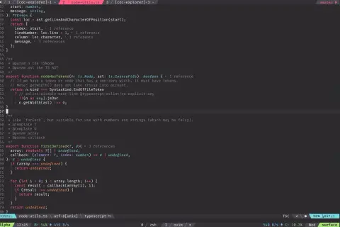 Ciemny edytor tekstu z kodem TypeScript. Widoczne funkcje i zmienne, w tym `nodeHasTokens` i `firstDefined`.