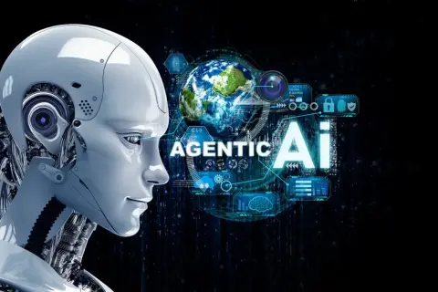 Głowa robota obok Ziemi, otoczona interfejsami i tekstem "AGENTIC AI".
