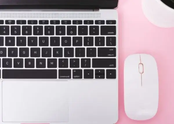 Jak podłączyć myszkę do laptopa - proste kroki bez frustracji